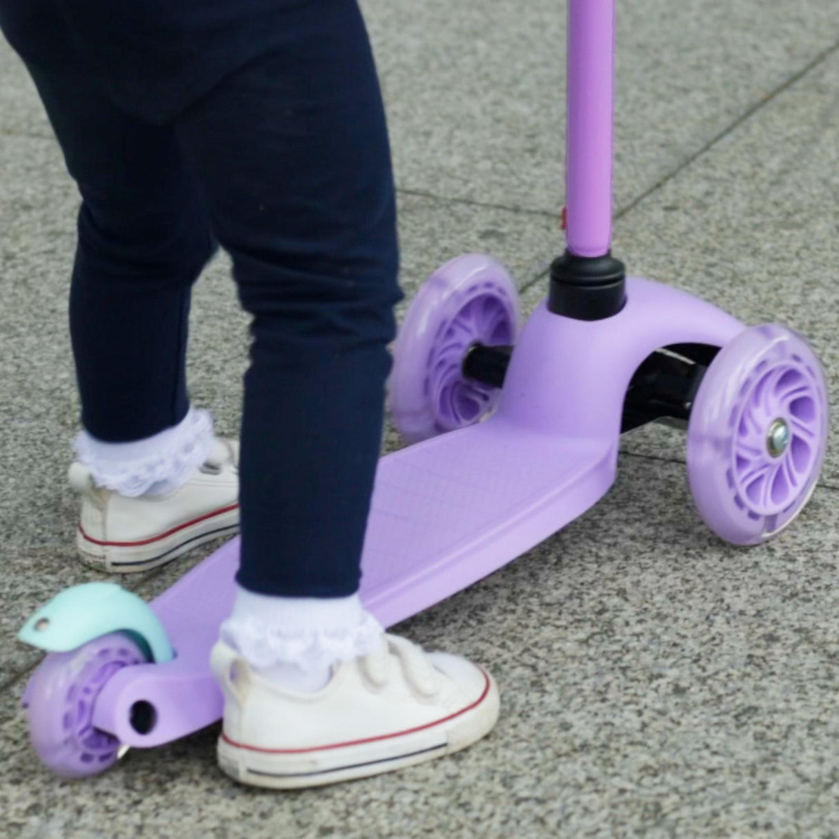 Lilac - Teeny 3 Wheel Scooter