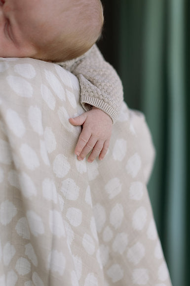 Large Swaddle Muslin - Scallop
