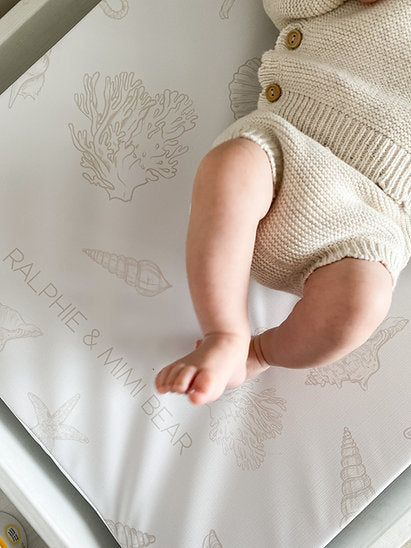 Seashell Anti Roll Wedge Baby Changing Mat