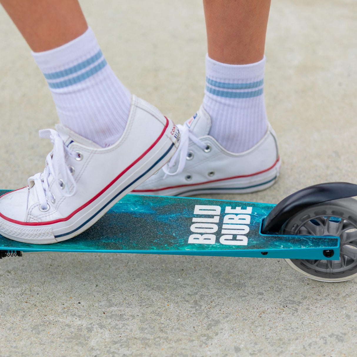 Turquoise - Deluxe 2 Wheel Scooter