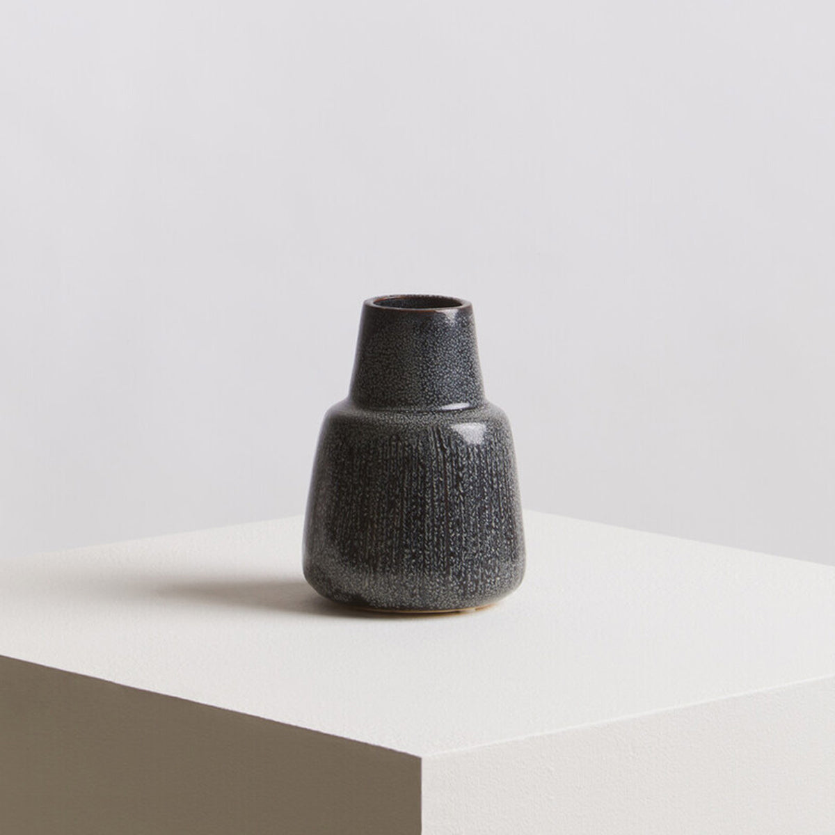 Kondo Small Vase