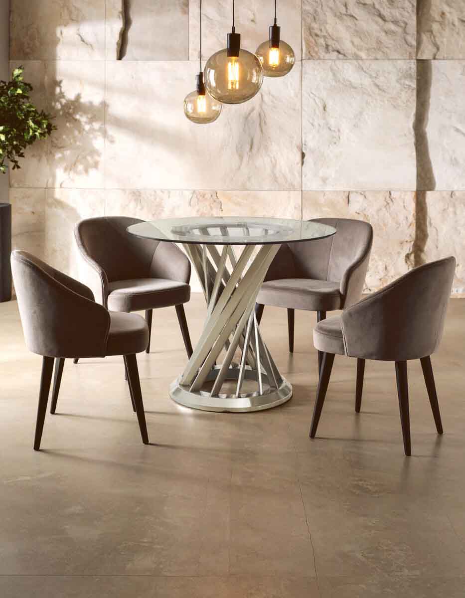 Anzio Clear Glass Top And Silver Hourglass Base Dining Table