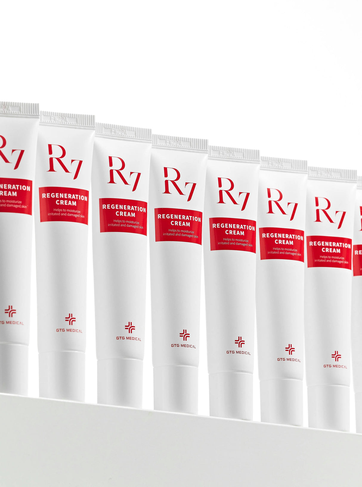 R7 Regenerating and Moisturising Skincare Cream