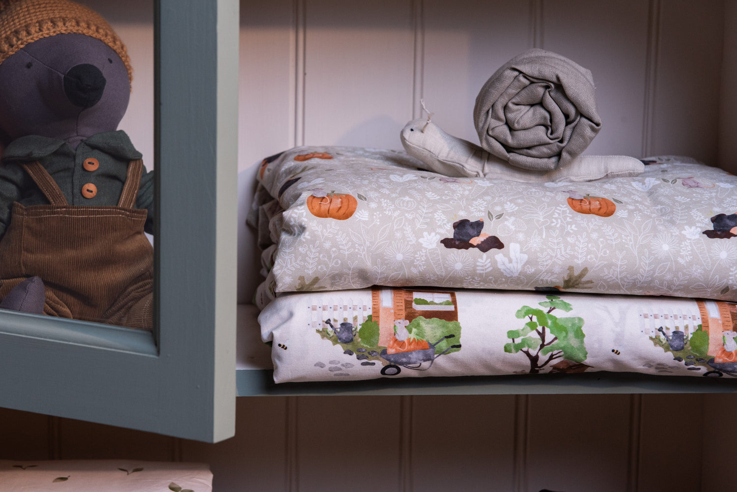 Bedding Set - Allotment Line