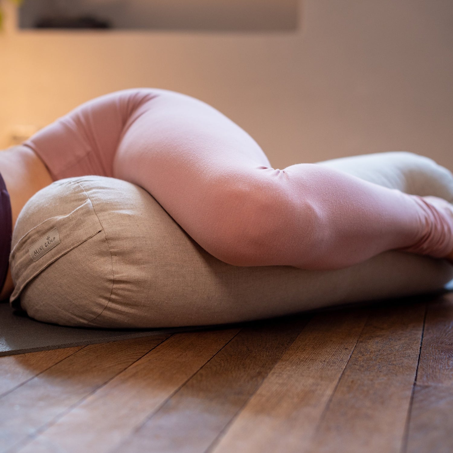 MINICAMP Yoga Bolster Meditation Cushion from 100% Linen in Natural Color