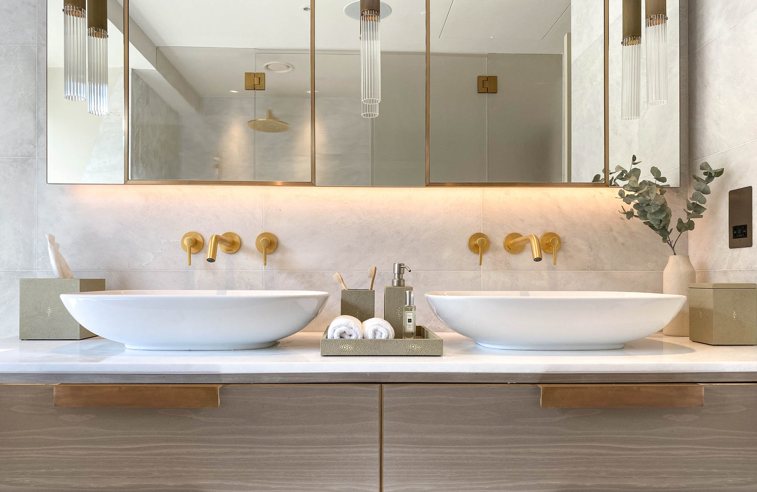 Chelsea Soap Dispenser - Shagreen Natural