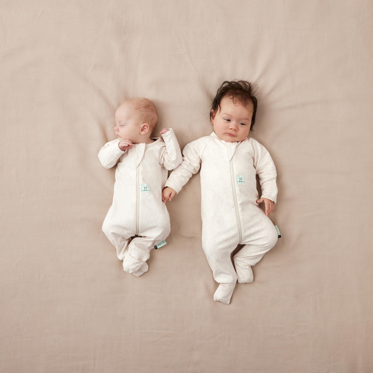 ErgoPouch - Organic Layers Long Sleeve Babygrow - Oatmeal - Warm 1.0 TOG