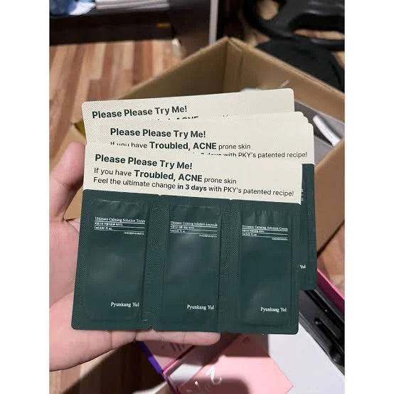 Pyunkang Yul - ULTIMATE ACNE CALMING LINE MINI SACHET