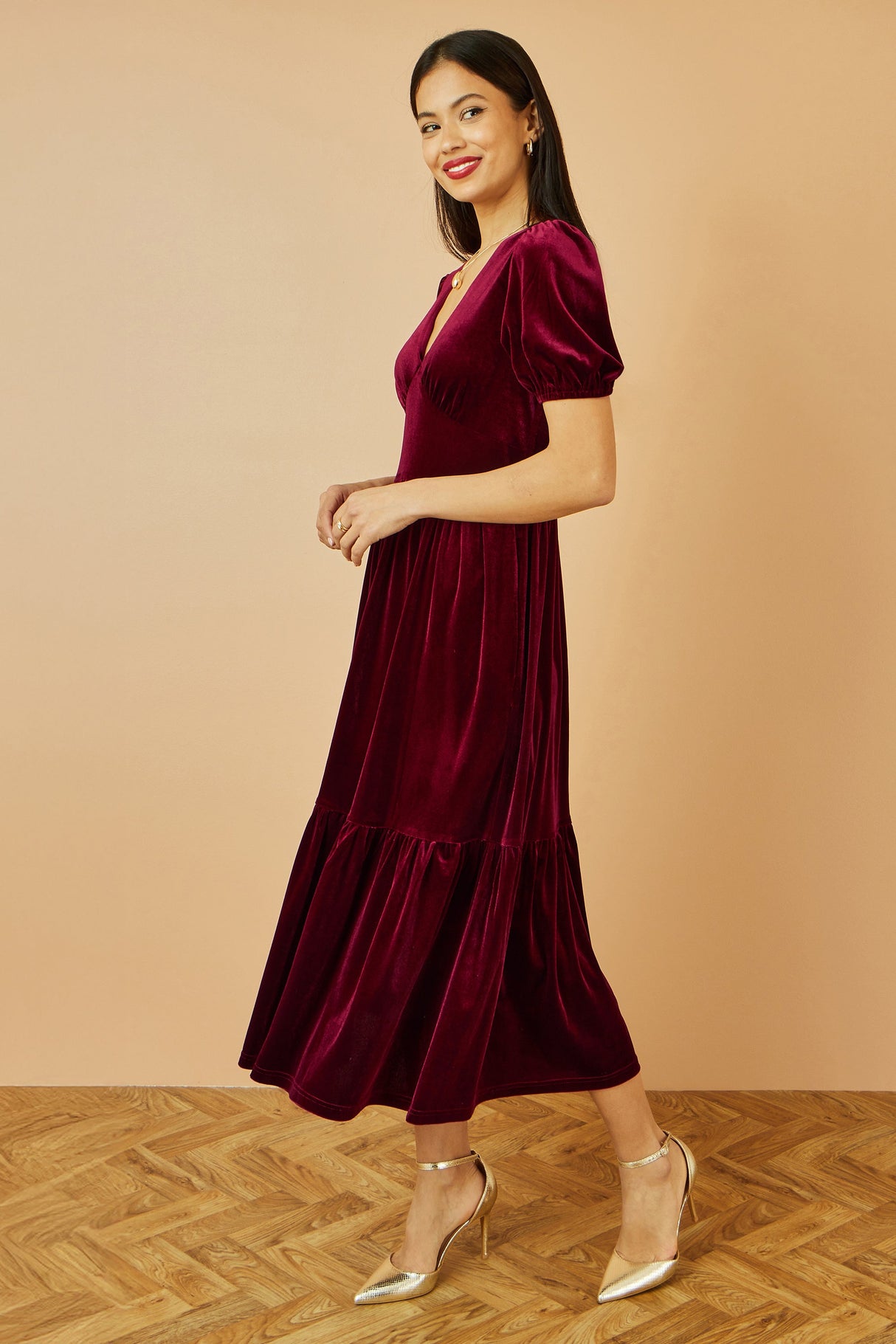 Yumi Burgundy Velvet Midi Dress