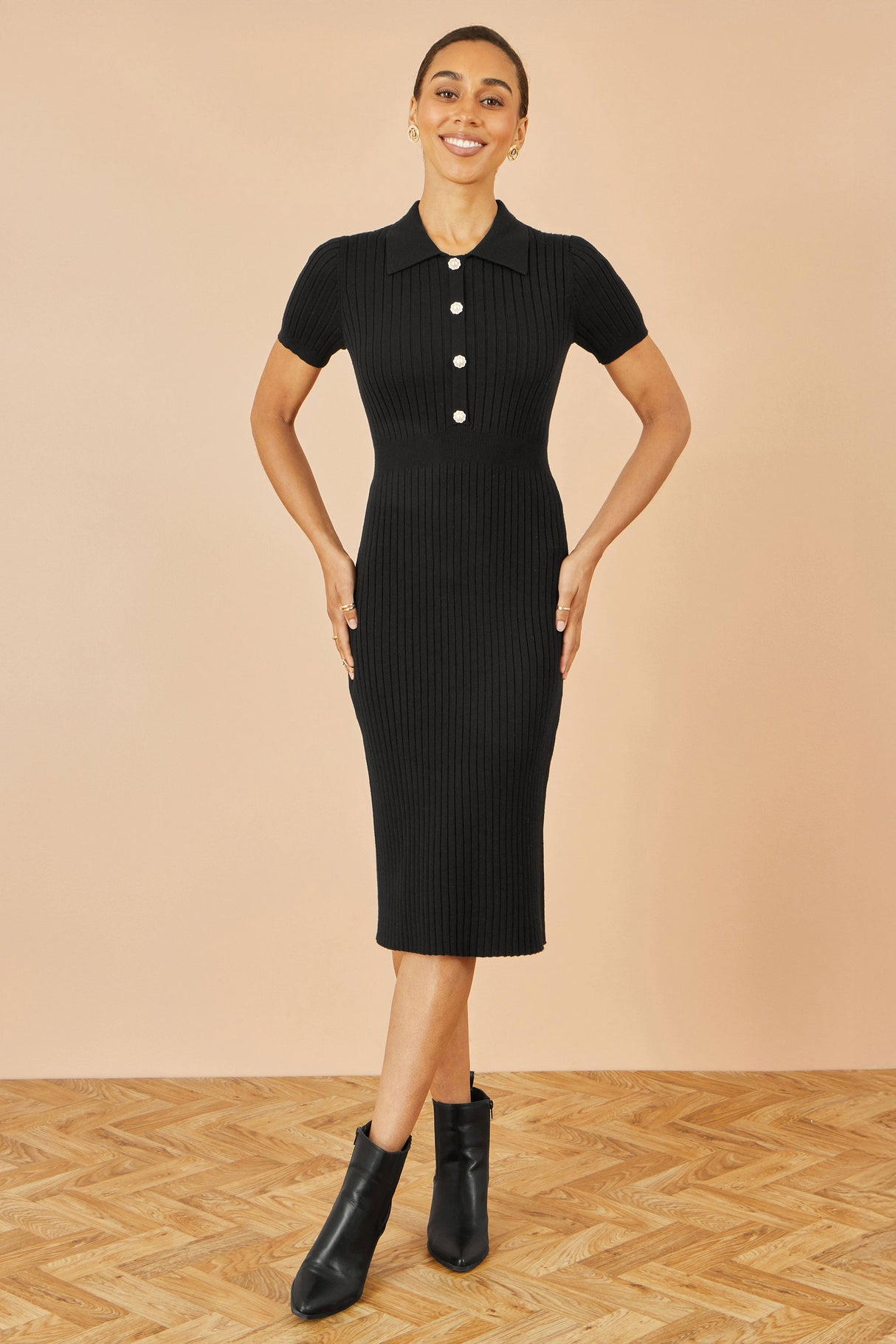 Yumi Black Fitted Rib Knitted Midi Dress With Daisy Buttons