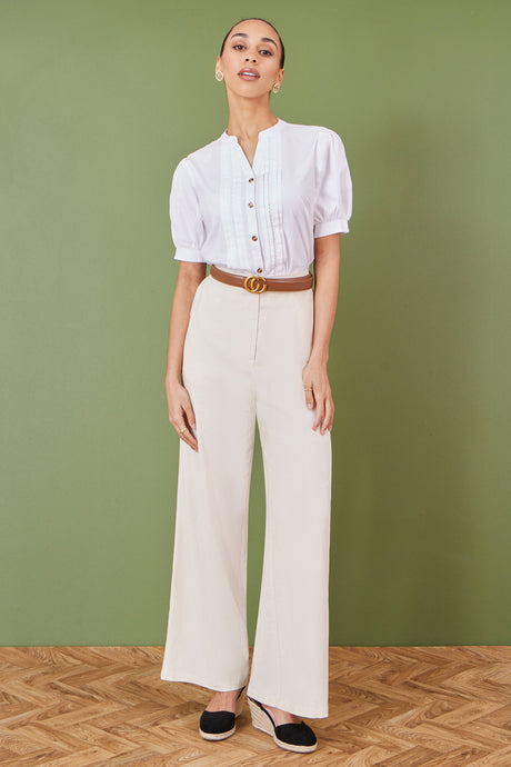 Yumi White Cotton Pleated short Sleeve Shirt