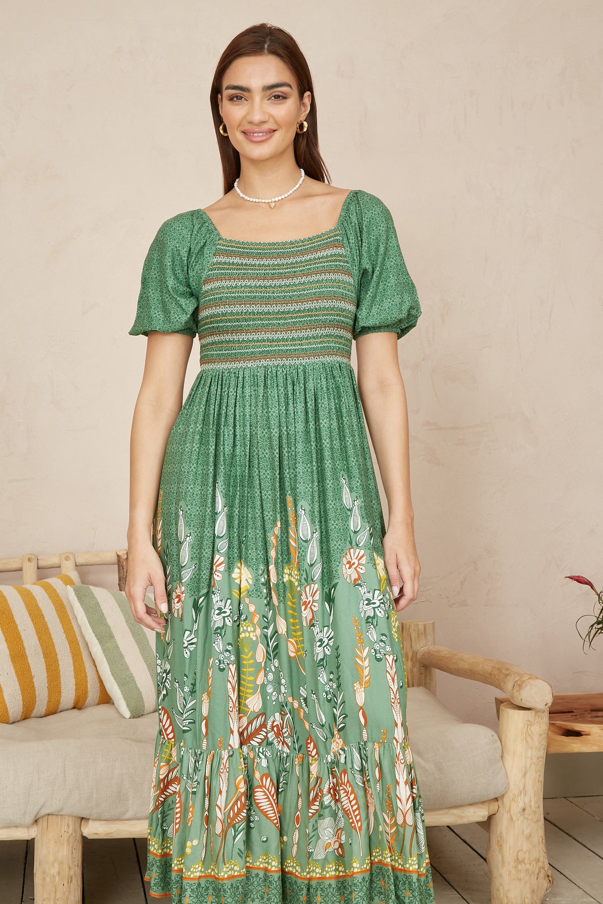 Yumi Green Ruched Leaf Print Maxi Dress With Puff Sleeves