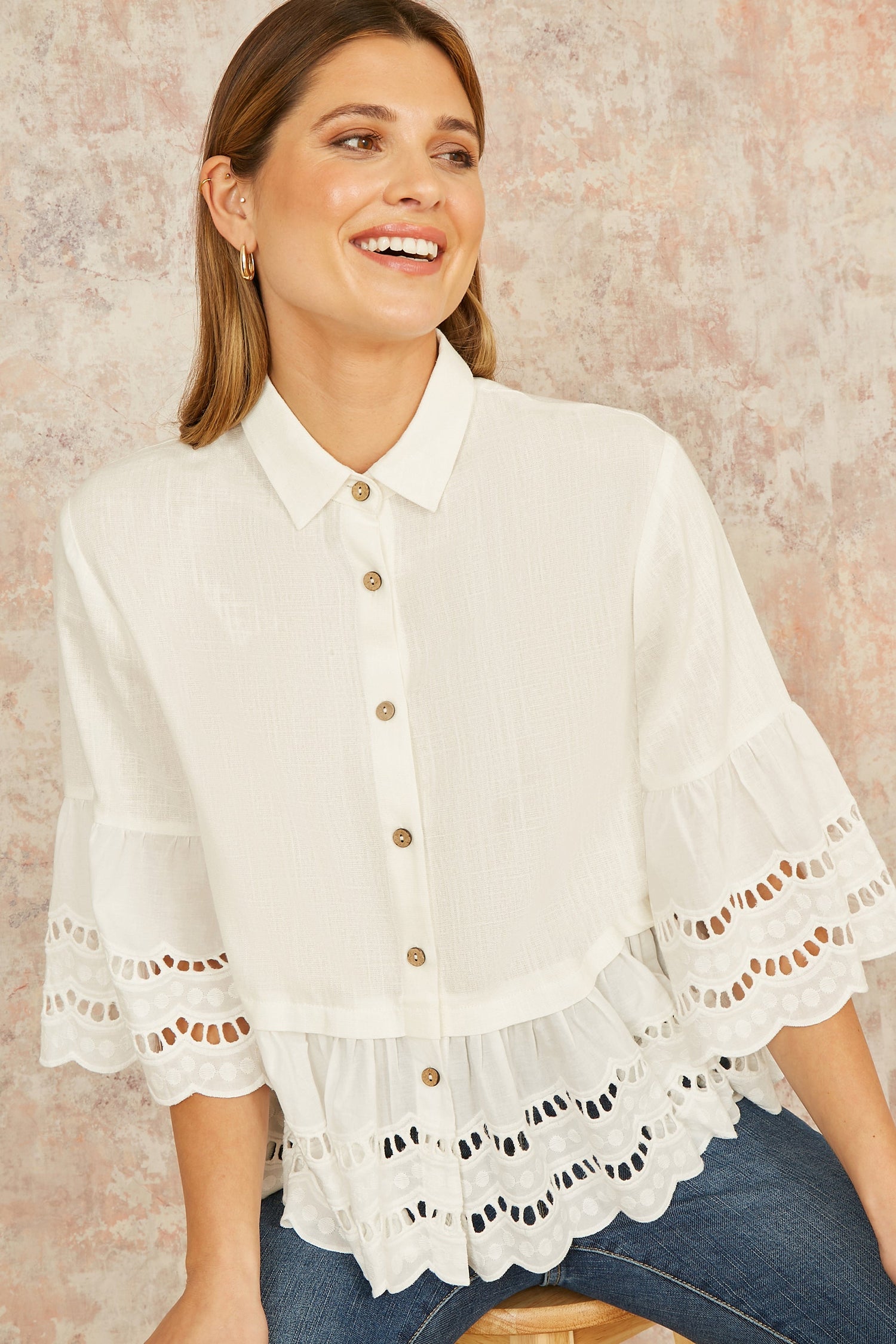Yumi White Linen Relaxed Shirt With Scallop Trims