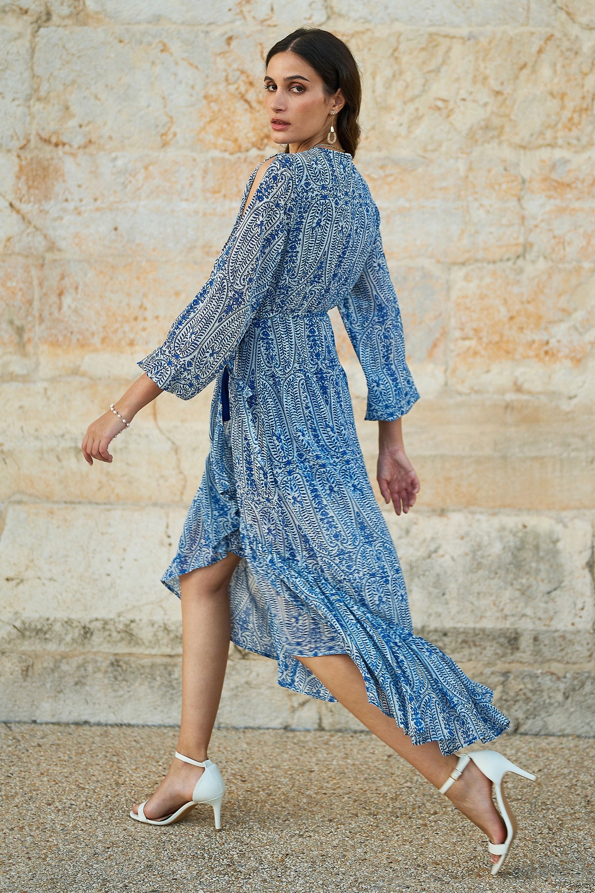 Yumi Blue Paisley Dipped Hemline Midi Dress With Open Long Sleeves