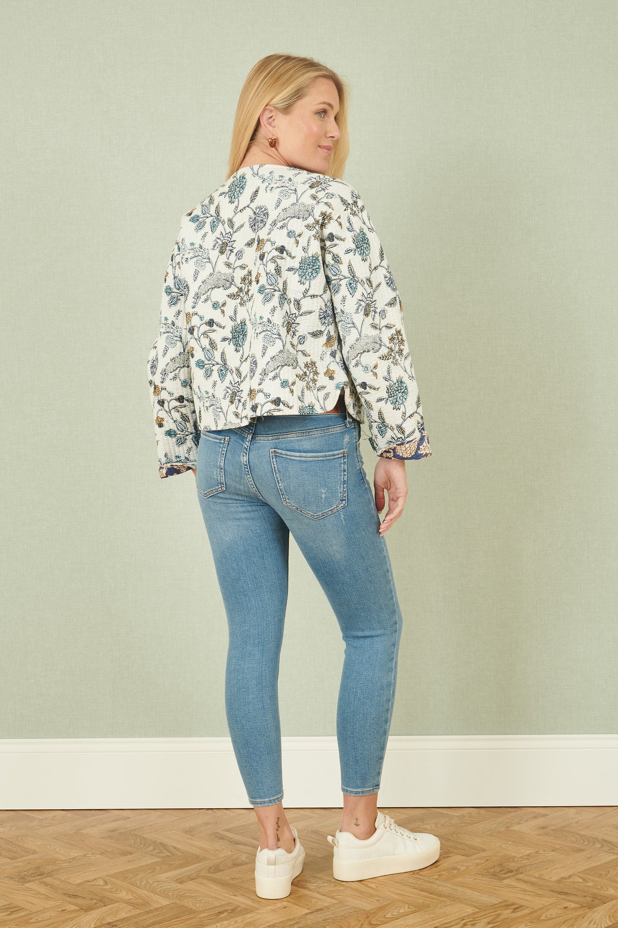 Yumi White Floral Reversible Cotton Quilted Jacket