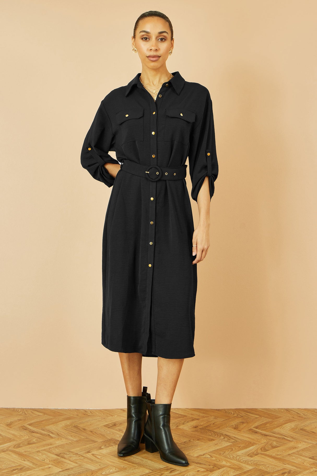 Yumi Black Stretch Midi Shirt Dress
