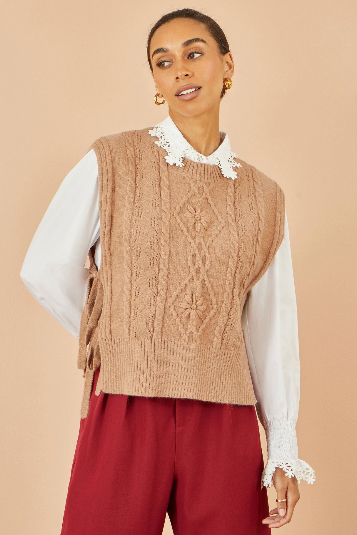 Yumi Camel Flower Cable Knit Tie Side Pullover