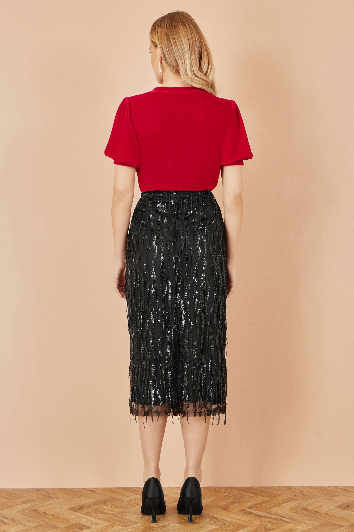 Yumi Red Velvet Puff Sleeve Top