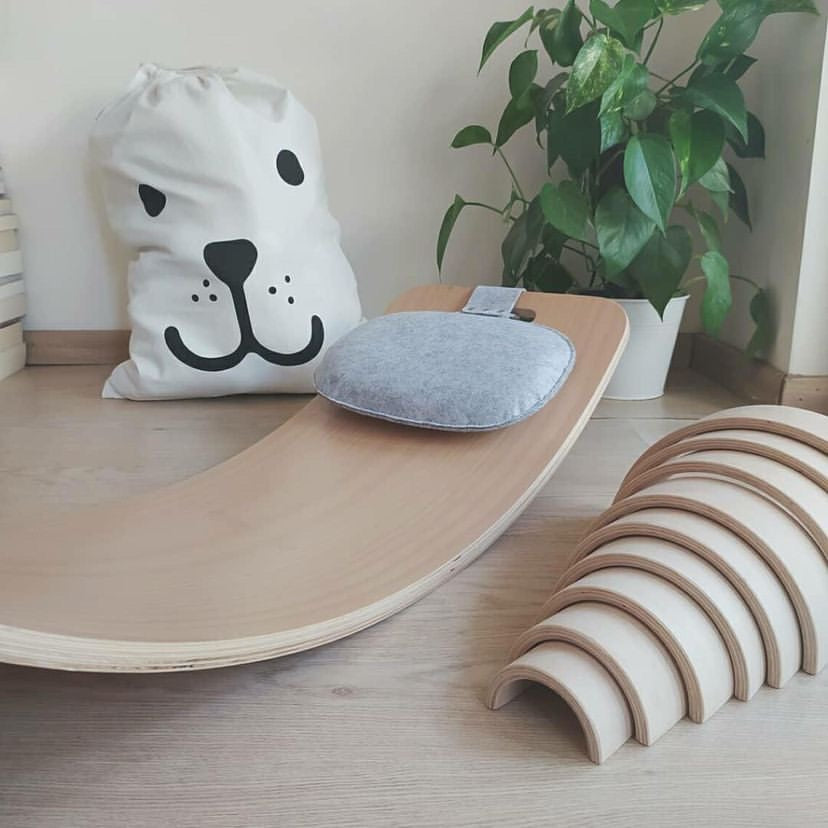 Perfect Arc Bundle: Free Little Arc or Felt Pillow