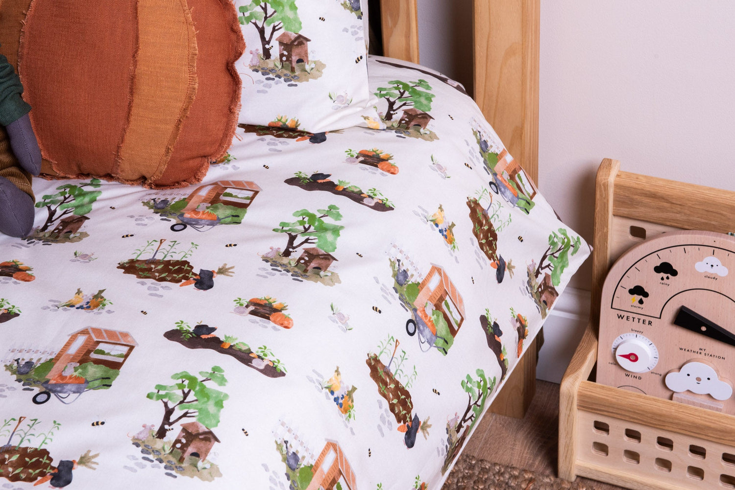 Bedding Set - Allotment Scenes