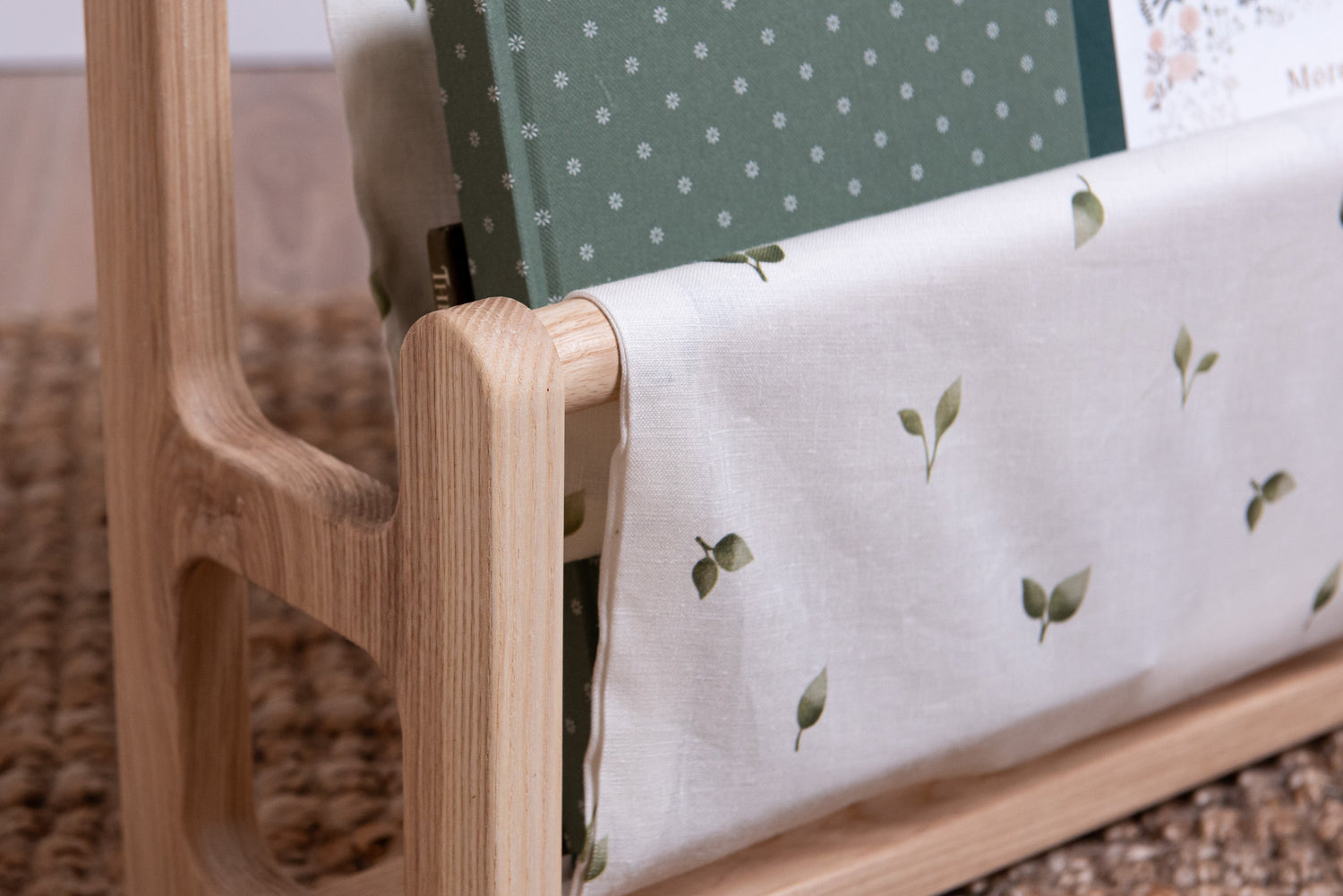 Nestie Book Hammock, Solid Ash - Allotment