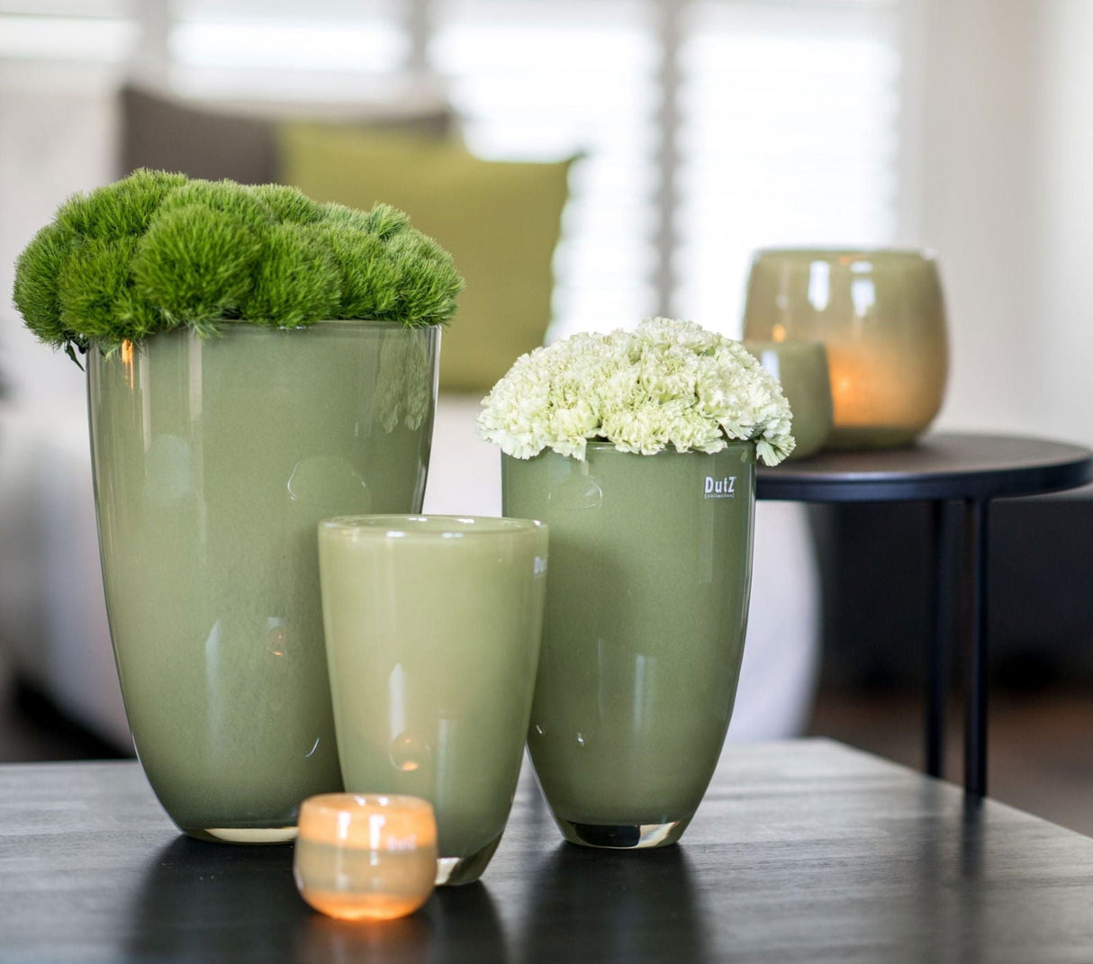 FLOWERVASE - WHITE by DutZ