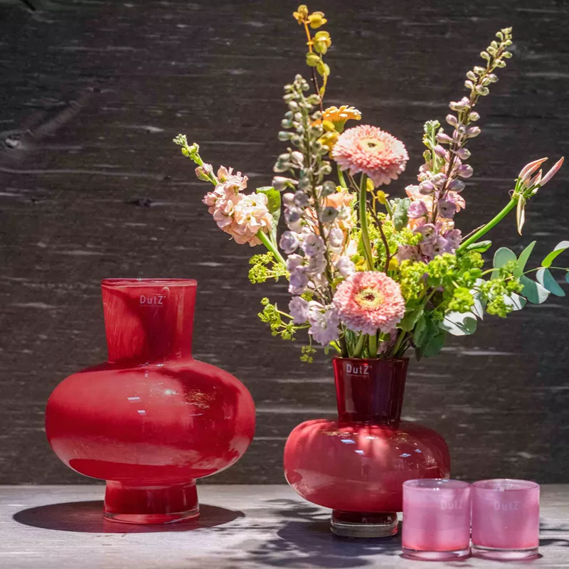 Vase MODEST - RASPBERRY by DutZ