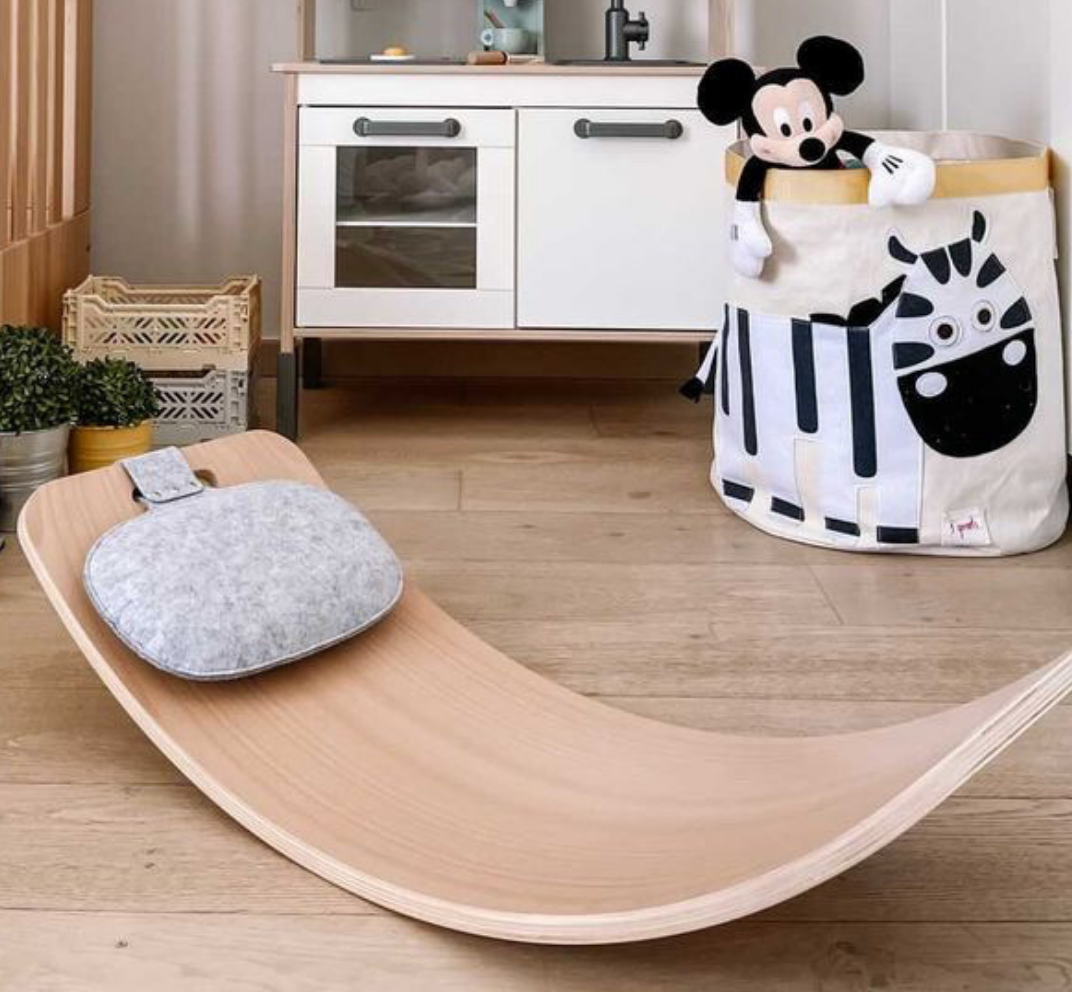 Perfect Arc Bundle: Free Little Arc or Felt Pillow