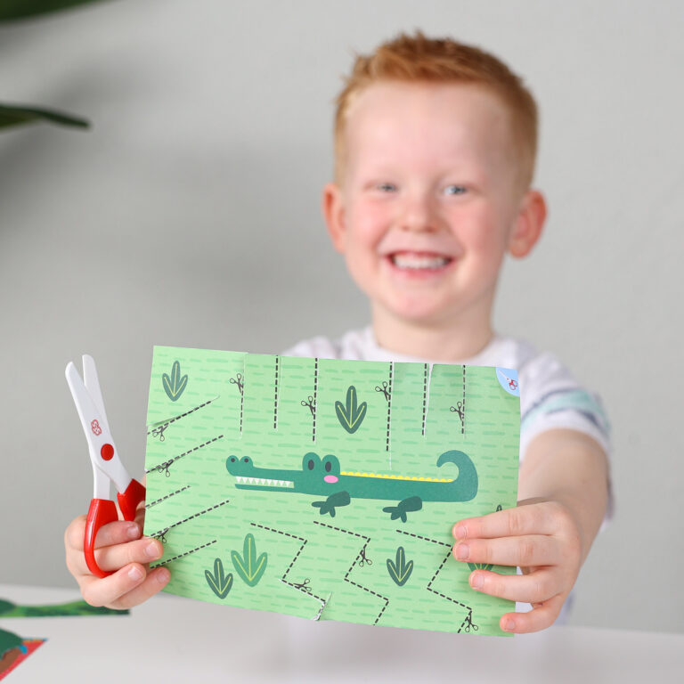 I Learn to Use Scissors Step-by-Step