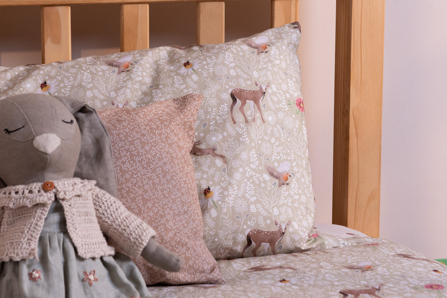 Bedding Set - Meadow Line