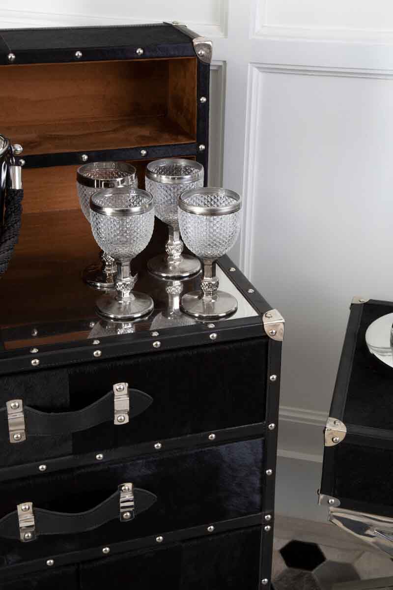 Diamond Finish Wine Glass.