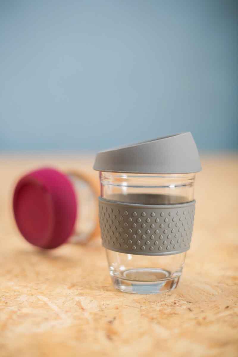 Mimo Glass Mug With Grey Silicone Band Lid