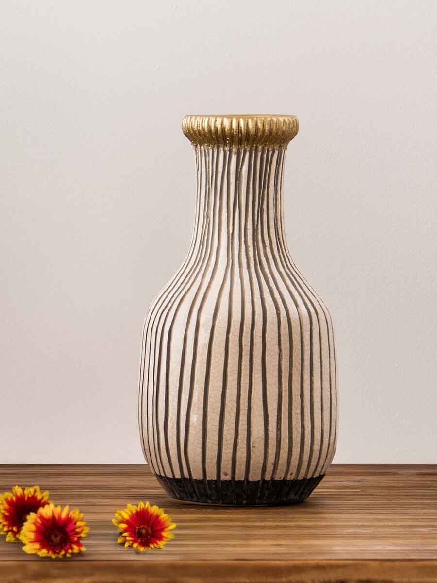 Vero Large Earthenware Vase
