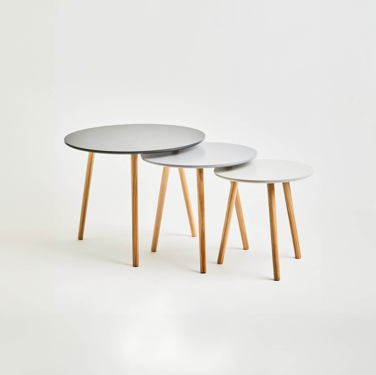 Nostra Set Of 3 Round Tables