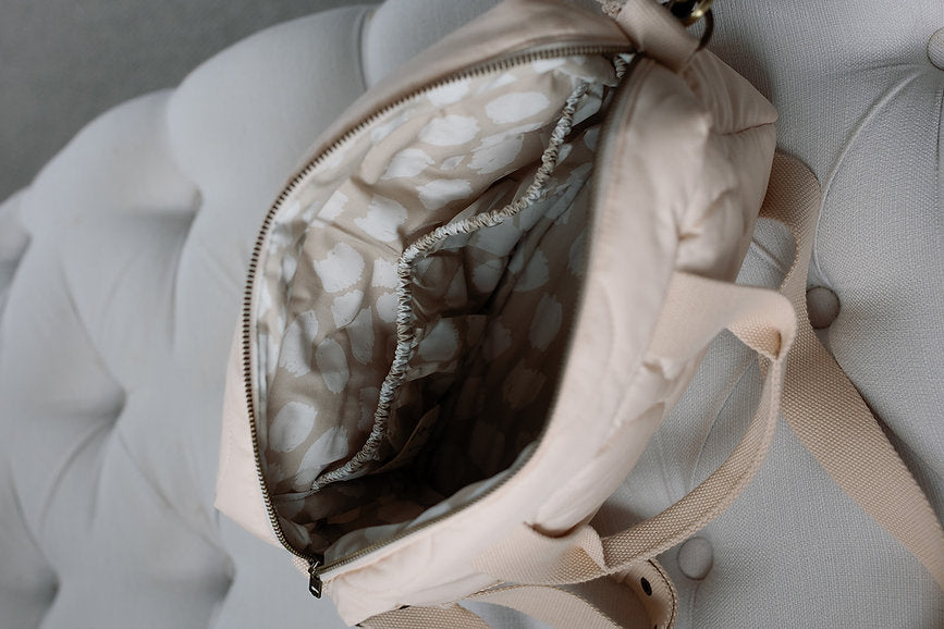 Quilted Stroller Bag - Sand/Scallop Print