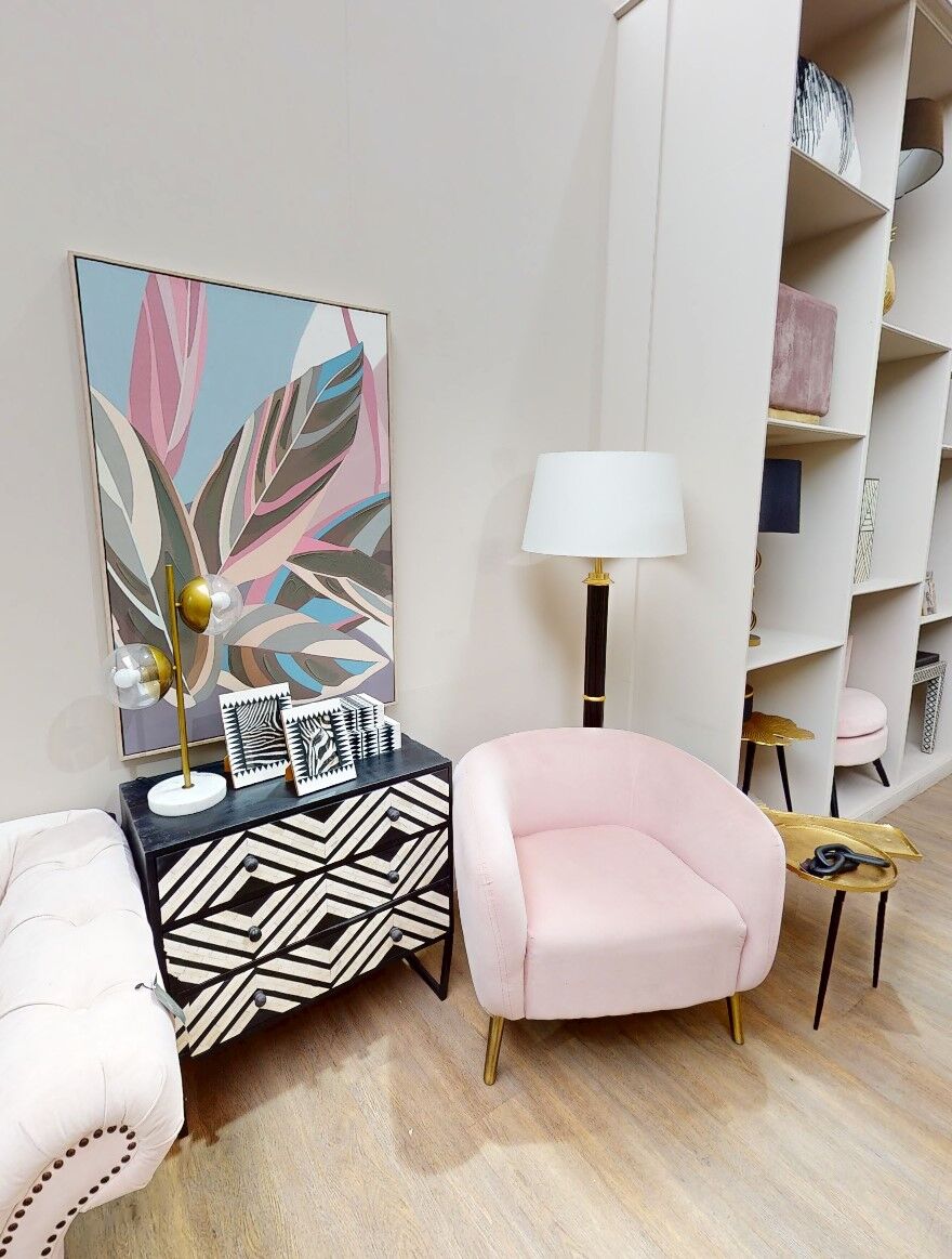 Louxor Pink Velvet Round Armchair