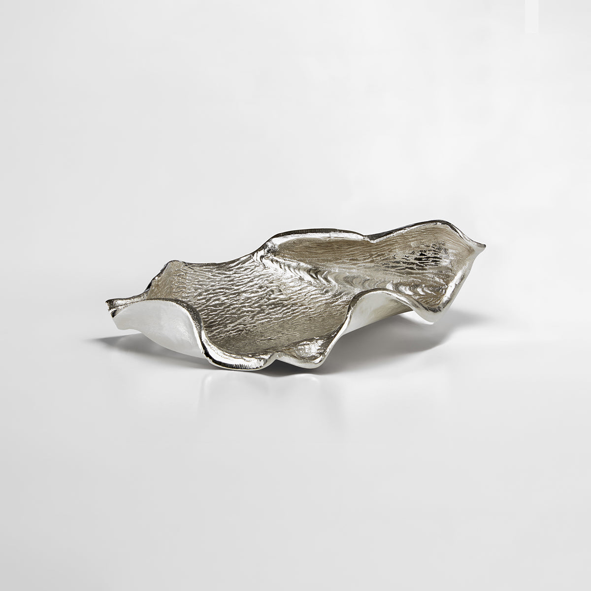 Hampstead Small Leaf Ornament