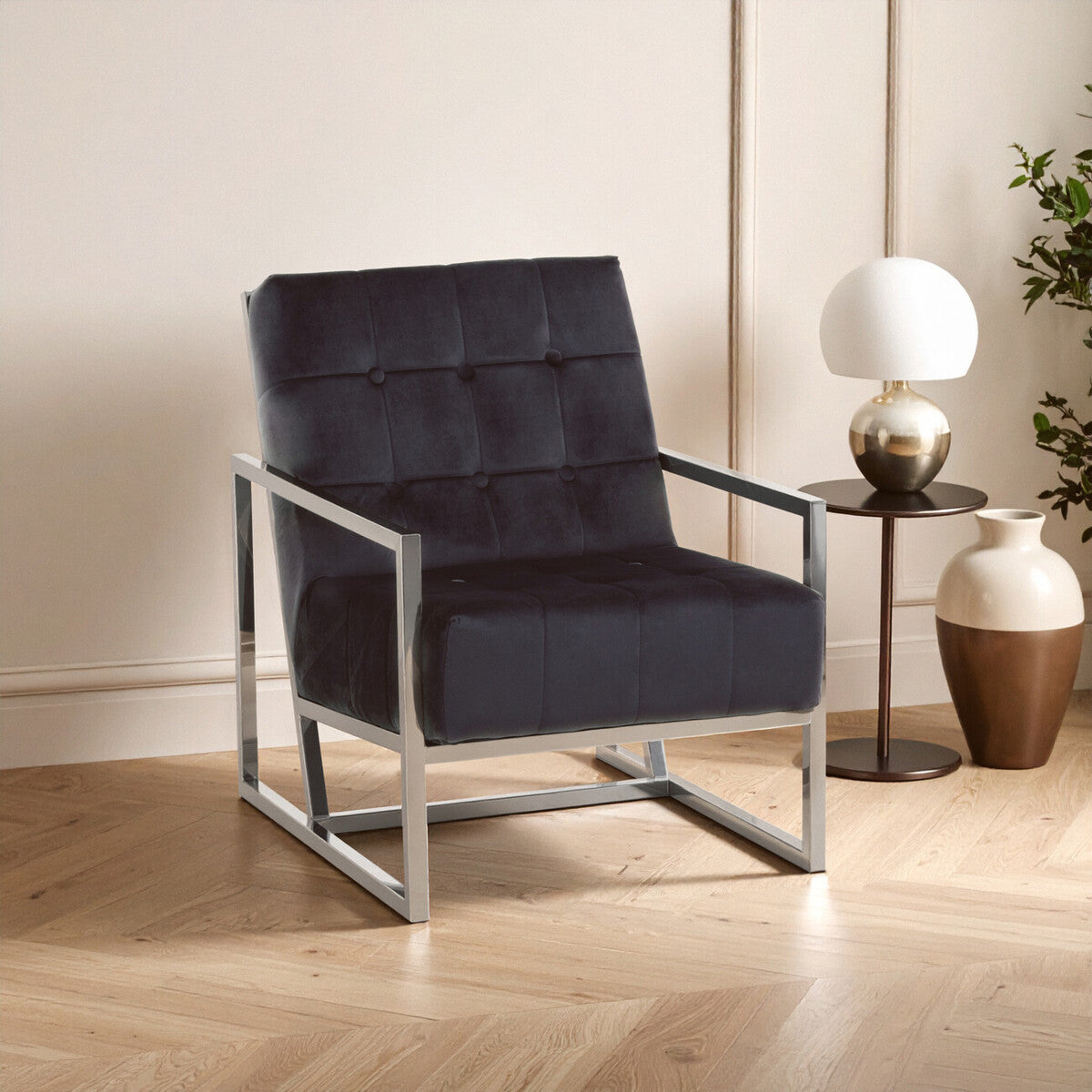 Hana Black Velvet Chair