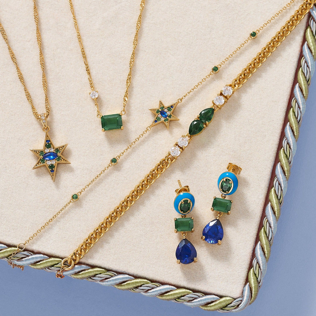 Nova North Star Pendant Necklace Gold