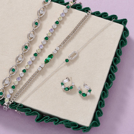 Amelia Antique Oval Bracelet, Emerald Green & Silver
