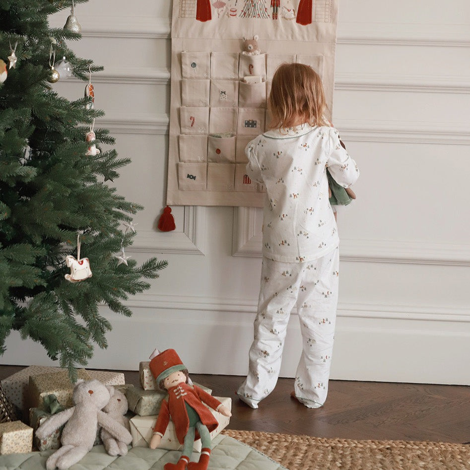 Girls Pyjamas - Winter Ski