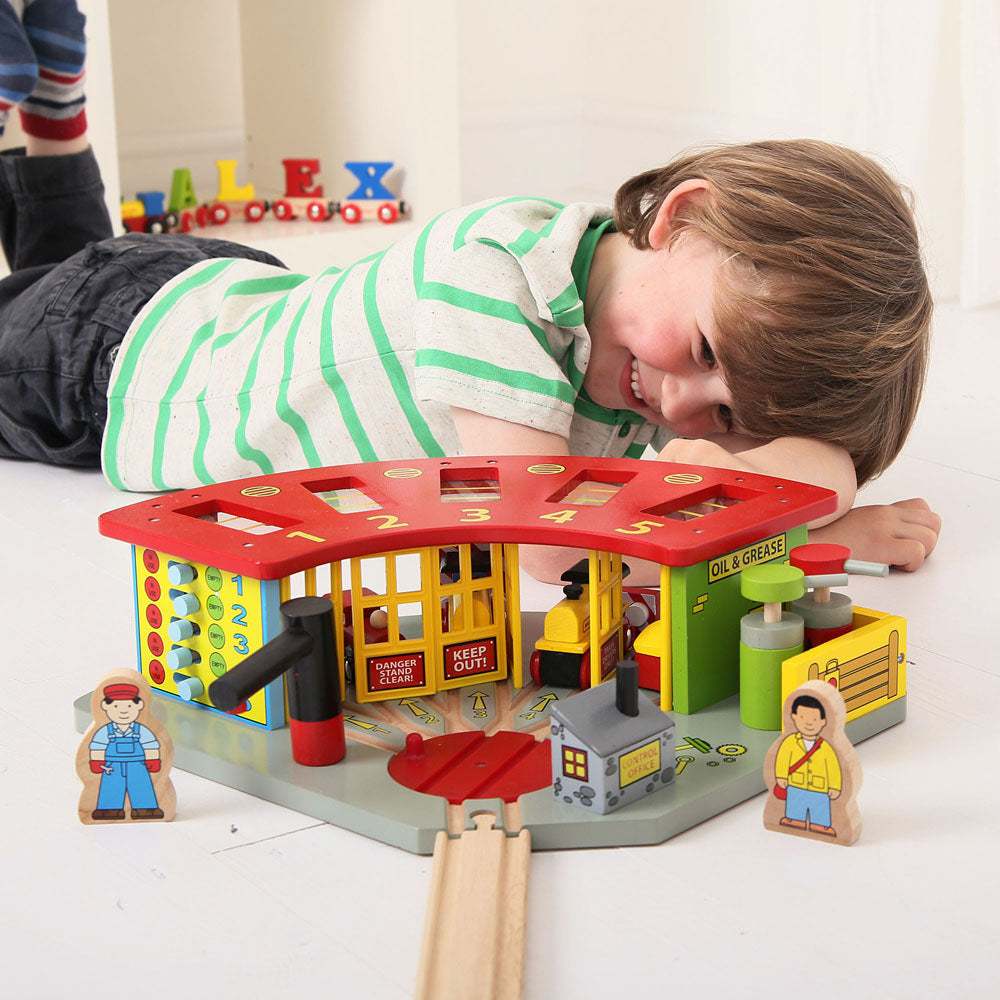 5 Way Engine Shed