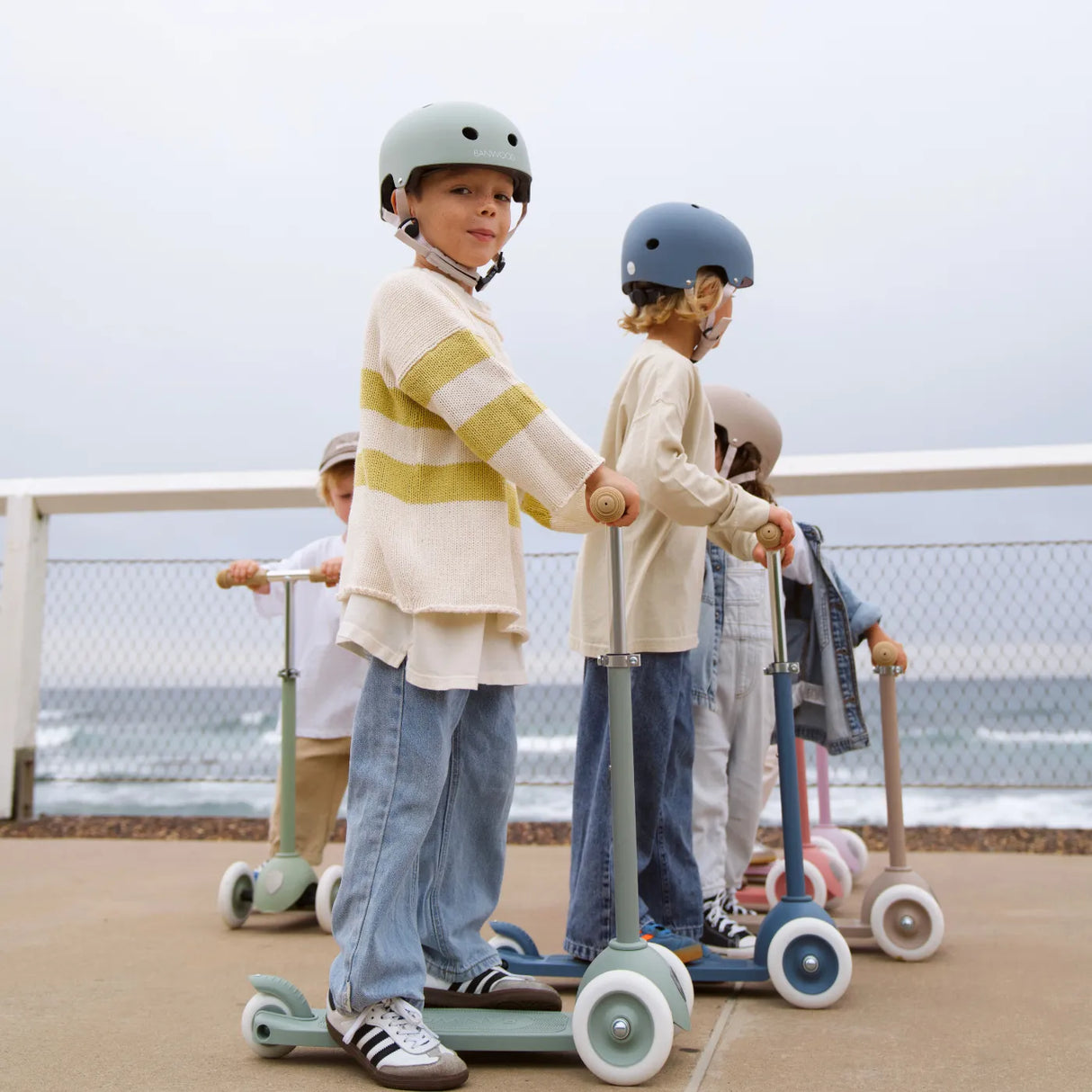 BANWOOD ECO SCOOTER CLAY
