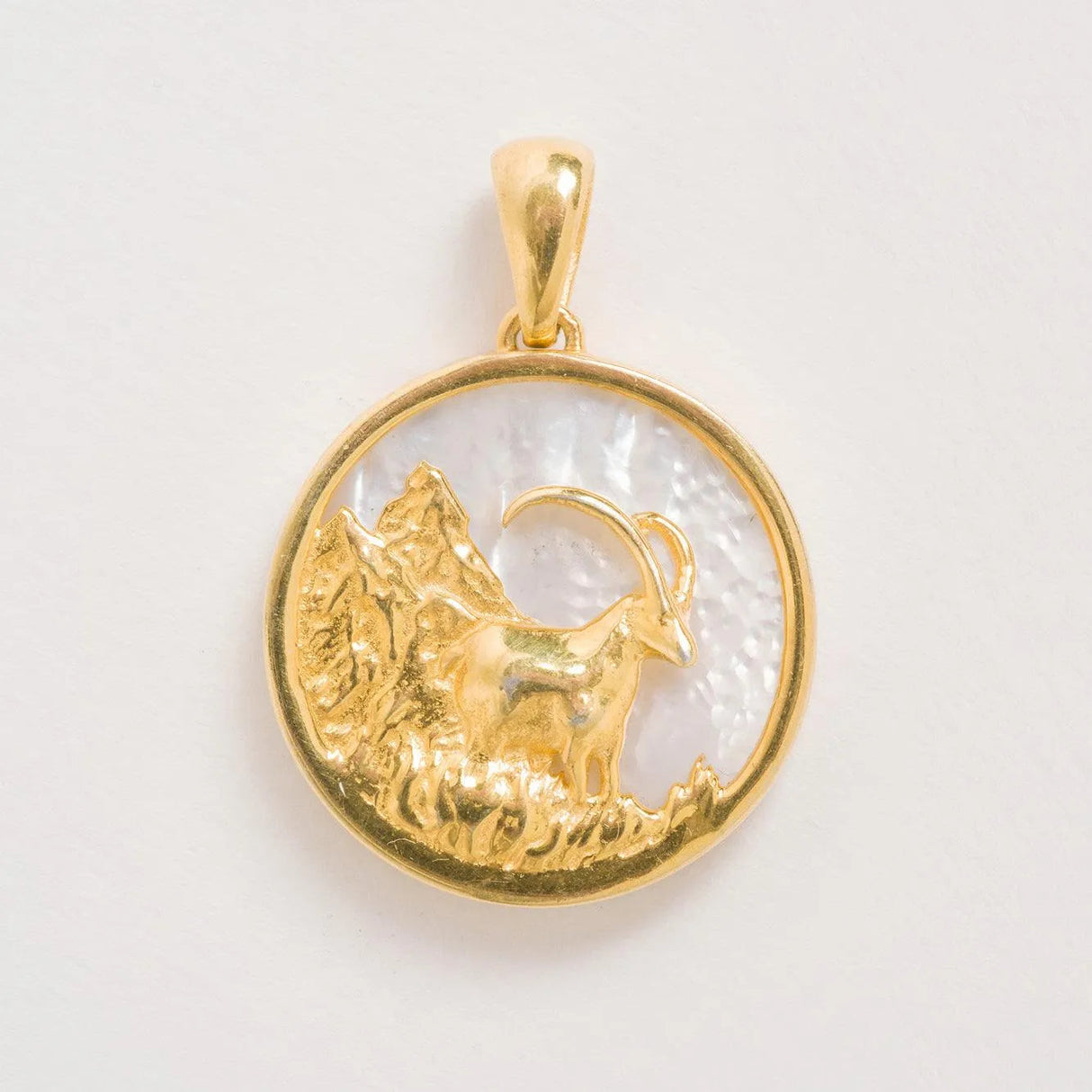 Capricorn, Gold Zodiac Pendant