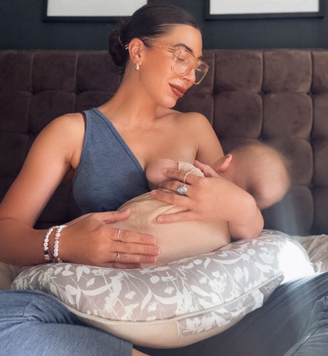 Mini Moon Feeding Pillow - Foraged Herbs