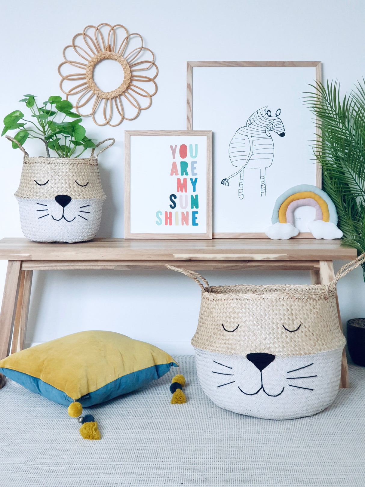 White Bottom Cat Whiskers Basket - Extra Large