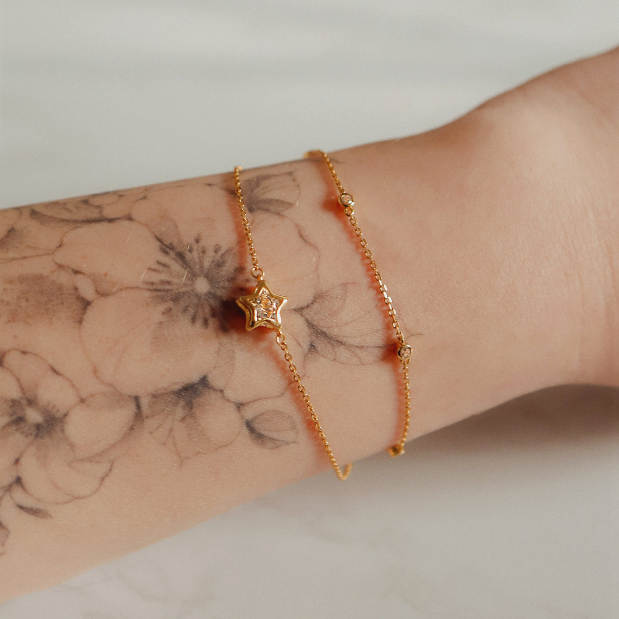 Esha Double Chain Star Bracelet | 18k Gold Plated