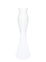 Eterna Gown