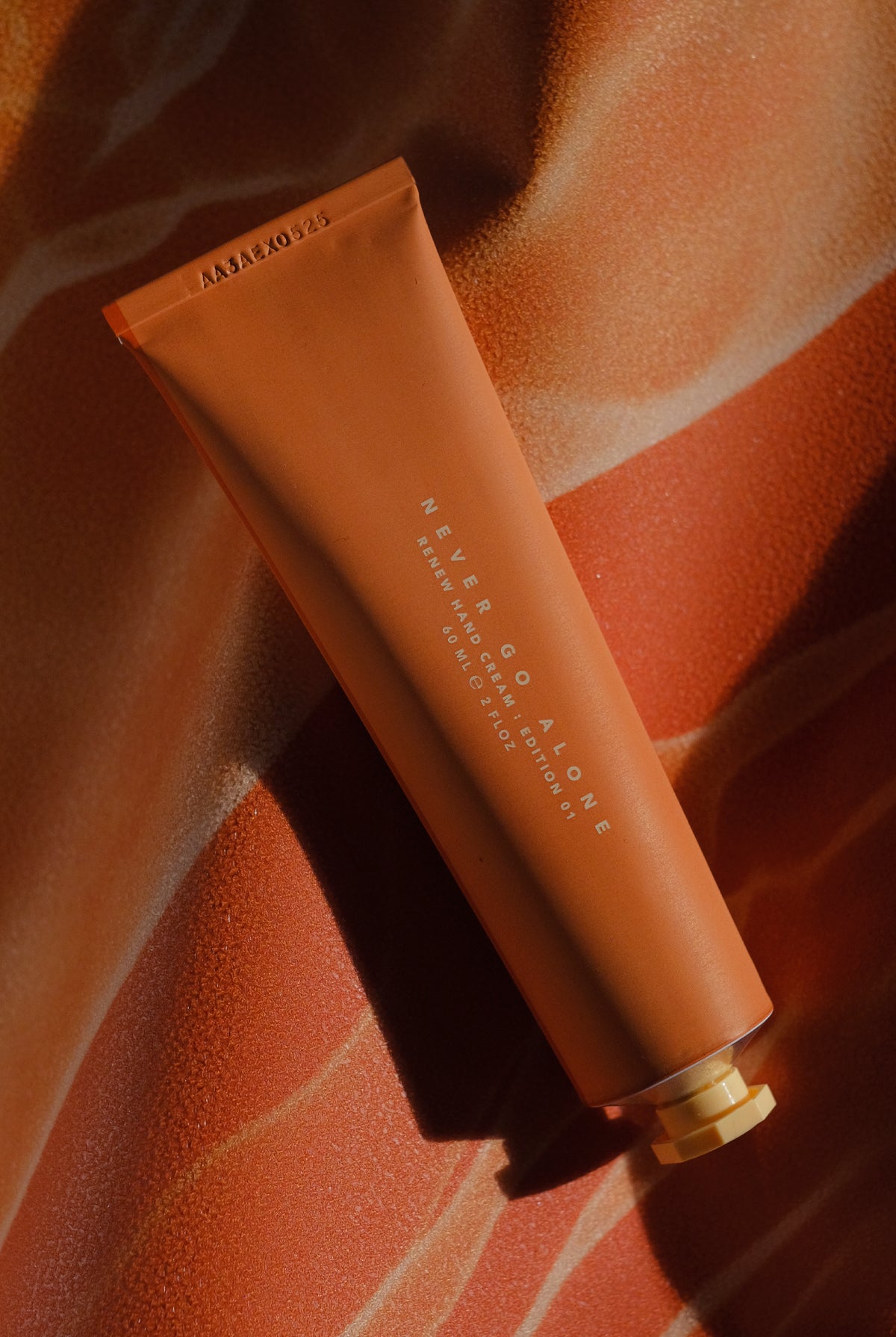 Never Go Alone Renew Hand Cream