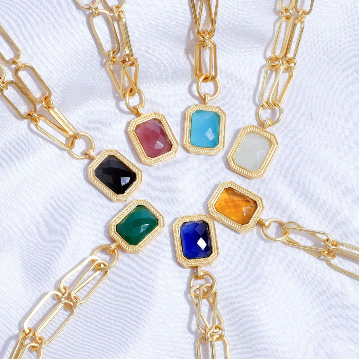 Paperclip Chain Rectangular Black Crystal